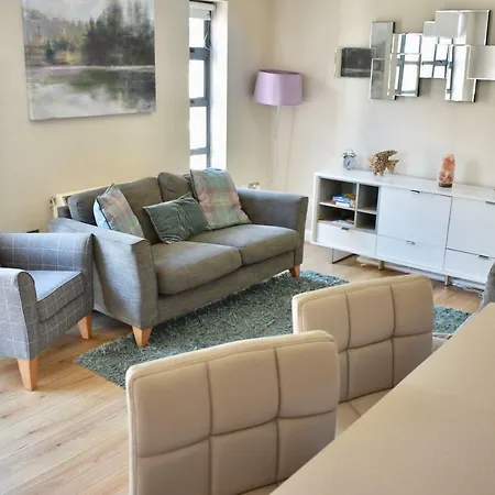 3 Bedroom Mezzanine In Temple Bar * Dublin