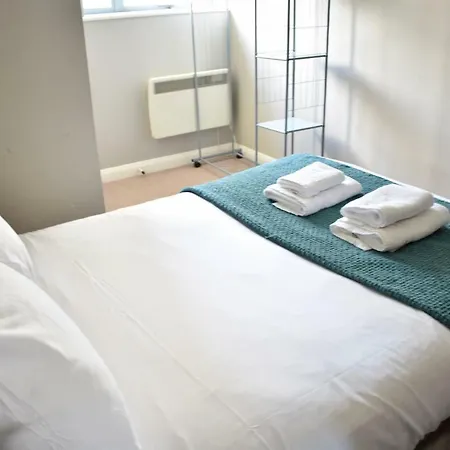 Apartment 3 Bedroom Mezzanine In Temple Bar *